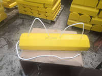 Cale en caoutchouc de bouchon de roue d'aéroport réfléchissant de qualité ingénieur jaune robuste 600x210x160mm bloc de roue Durable
