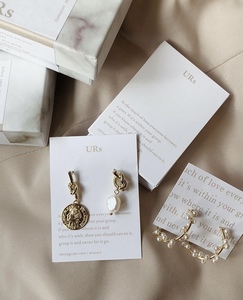 Cartes d'affichage de bijoux multi-styles en papier texture vanille avec feuille d'or pour boucles d'oreilles collier perle emballage haut de gamme - Product Image 4