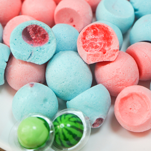 Wholesale Freeze Dried Sweets Sweet Crunchy Freeze Dried Gummy <strong>Candy</strong> Freeze Dried Marshmallow Eyeballs With Jam Filling - Product Image 3