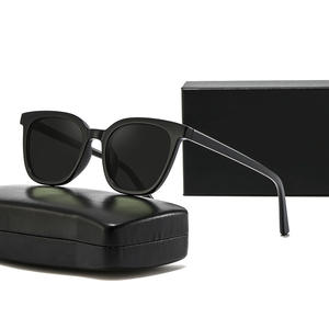 Lunettes de soleil Gm unisexes, monture noire en PC, protection UV400, type 3, verres polarisés, lunettes d'été avec boîte - Product Image 1