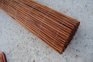 Clôture de jardin et treillis de jardin en fougère naturelle élégante de 6 pieds pour balcons et maisons - Product Image 6