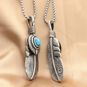 Pendentif plume en acier inoxydable avec pierre turquoise, collier pour homme, style punk rétro, ton argent et or - Product Image 3
