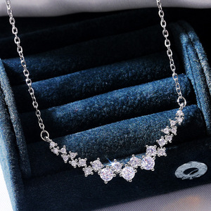 Collana con Ciondolo a Stella per Donne, Elegante Gioiello Scintillante per Uso Quotidiano, Idea Regalo - Product Image 2