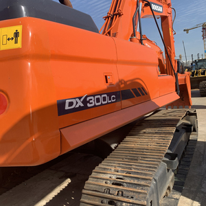 Excavatrice sur chenilles d'occasion Doosan DX140LC DX140 14 tonnes / DX225LC DX225 DH225 DX300LC DX300 / Excavatrices Doosan à vendre - Product Image 4