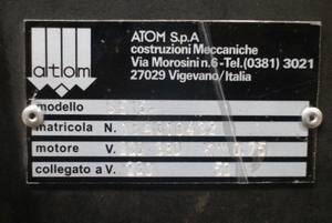 Machine de découpe manuelle ATOM Clicker Press utilisée à vitesse rapide, à faible bruit et à basse température d'huile - Product Image 5