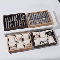 Plateaux de présentation rectangulaires en bois naturel pour bijoux, avec doublure en velours anti-rayures, compartiments à grille pour rangement de montres