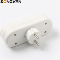 Usb bağlantı noktaları ile çok uzatma soketi 220v ab standart fiş adaptör soketi