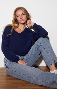 OEM Custom tinta unita maniche lunghe con scollo a V maglione corto per le donne spalle cadute in tessuto <span class=keywords><strong>maglia</strong></span> <span class=keywords><strong>donna</strong></span> maglione all'ingrosso - Product Image 4