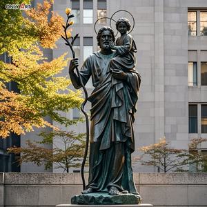 Grande fuso in bronzo turista patrono San Cristoforo statua che tiene il ramo e abbraccia gesù a grandezza naturale <span class=keywords><strong>St</strong></span> <span class=keywords><strong>Christopher</strong></span> statua in ottone - Product Image 4