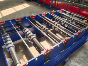 सबसे ज्यादा बिकने वाली ऑस्ट्रलिया शटर दरवाजा बनाने वाली मशीन ऑस्ट्रलिया टाइप शटर दरवाजा मशीन - Product Image 5