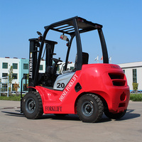 Chariot élévateur diesel robuste de 5 tonnes avec mât à 3 étages de 4,5 m pour l'empilage en entrepôt à grande hauteur, chariot élévateur professionnel