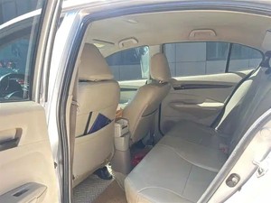 <span class=keywords><strong>Honda</strong></span> <span class=keywords><strong>City</strong></span> Classic 2012 Usata in Buone Condizioni, Motore 1.5L, Cambio Manuale, Trazione Anteriore, Pneumatici R15, Sedili in Tessuto, Guida a Sinistra, Colore Scuro - Product Image 5