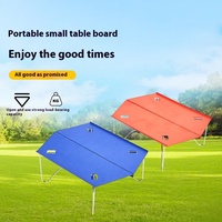 Table pliante portable en alliage d'aluminium moderne pour le camping en plein air et les parcs