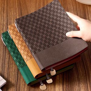 Carnet de notes A5 en cuir PU rigide, style minimaliste 2026, 100 feuilles, durable, pour étudiants et usage professionnel, personnalisable - Product Image 4
