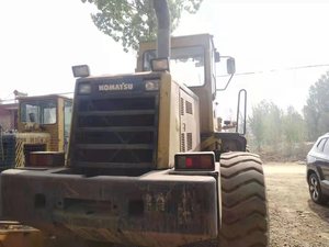 รถตักล้อยาง KOMASTU WA320 มือสองสำหรับขาย รถตักล้อยาง komatsu WA320 WA320-3 WA320-6 ของแท้จากญี่ปุ่น รถตักหน้า Wa380 - Product Image 3