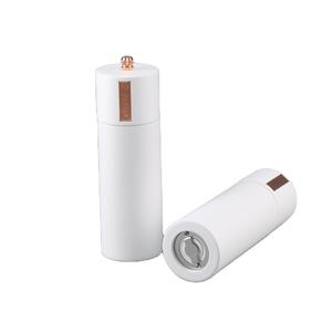 Moinho de pimenta de bambu com logotipo personalizado de estilo moderno e design personalizado premium - Product Image 1