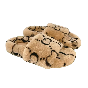 Chaussons de luxe de créateur, qualité supérieure, logo personnalisé, chaussons en fourrure tendance, baskets, chaussons rétro chauds en peluche de créateur - Product Image 1