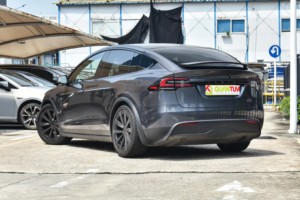 <span class=keywords><strong>Tesla</strong></span> <span class=keywords><strong>Model</strong></span> <span class=keywords><strong>X</strong></span> AWD SUV Elettrico di Medie-Grandi <span class=keywords><strong>Dimensioni</strong></span> con Velocità Massima 250 km/h, 493kW, 670 CV, Batteria da 100kWh, Autonomia di 700 km - Product Image 4