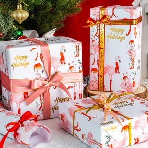 Papier cadeau pour la Saint-Valentin, les mariages et les fêtes, avec motif flamant rose et bords coupés, personnalisable - Product Image 1
