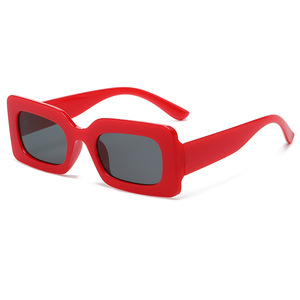 <span class=keywords><strong>Lunettes</strong></span> <span class=keywords><strong>de</strong></span> <span class=keywords><strong>soleil</strong></span> rétro vintage pour femmes avec petit cadre rectangle classique <span class=keywords><strong>de</strong></span> luxe Nouvelle vente sur des montures bleues et grises avec logo personnalisé - Product Image 6