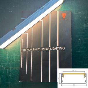 Lumière linéaire LED moderne à montage en surface 10w 20w 30w, étanche <span class=keywords><strong>IP65</strong></span> pour l'éclairage <span class=keywords><strong>extérieur</strong></span> - Product Image 1