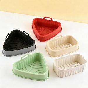 แผ่นรองซิลิโคนสำหรับหม้อทอดไร้น้ำมัน แบบใช้ซ้ำได้ เป็นมิตรกับสิ่งแวดล้อม สำหรับเตาอบไมโครเวฟ  รับทำโลโก้ตามสั่ง สินค้ามาใหม่ - Product Image 4