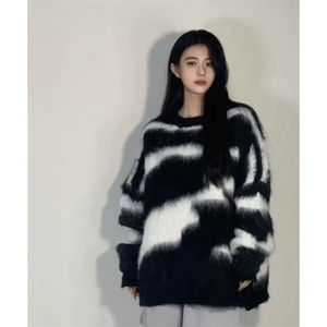 Ensemble haut et chemise en tricot <span class=keywords><strong>au</strong></span> <span class=keywords><strong>crochet</strong></span> pour femme, Vêtements en gros pour femmes, Fabricant de vêtements personnalisés en stock - Product Image 3