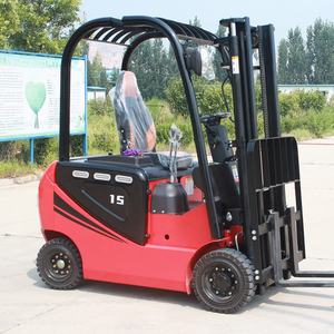 La carretilla elevadora eléctrica TITAN TL15EC es un vehículo portátil de manipulación de materiales con altura de antebrazo ajustable que es muy flexible - Product Image 3