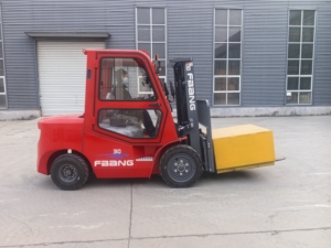 Китайский поставщик лучших вилочных погрузчиков Heli: дизельный погрузчик с внутренним охлаждением двигателя CPC30, 3 тонны, автоматическая трансмиссия - Product Image 1