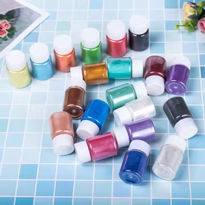 Poudre de paillettes PET multicolore de qualité cosmétique en vrac pour décorations de Noël prix usine marque Babysbreath 0.01mm-6.00mm - Product Image 6