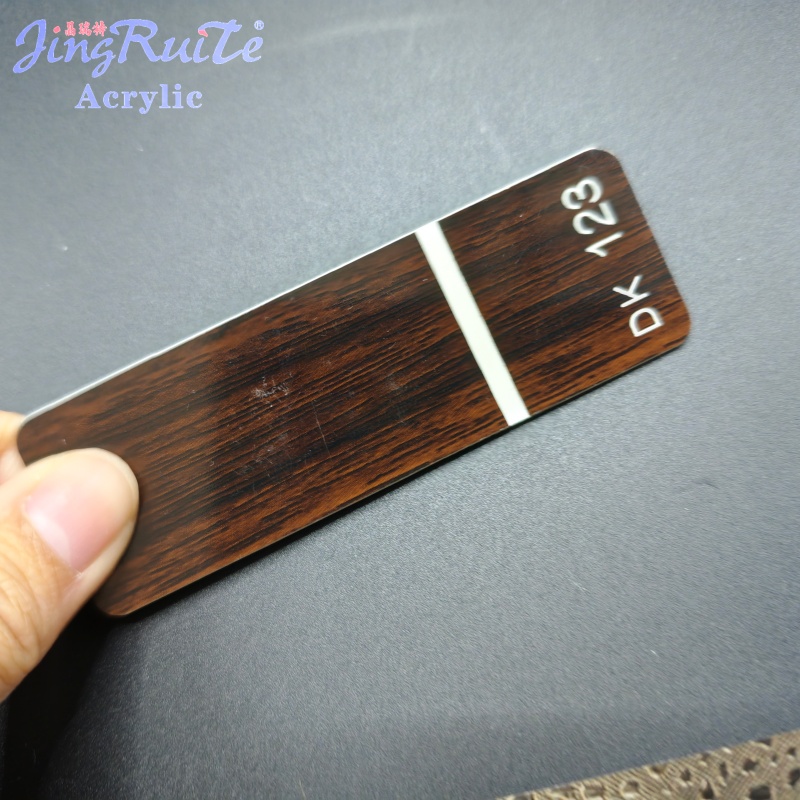 Dark wood grain