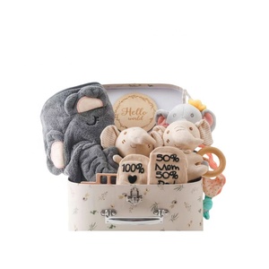 2024 sơ sinh thiết lập dễ thương Gấu in Milestone Muslin Swaddle chăn trẻ sơ sinh bộ đồ giường Pouch mới sinh ra bé Hộp Quà Tặng thiết lập - Product Image 1