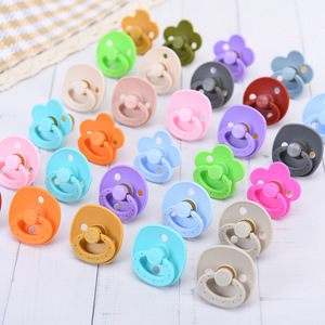 Chupete de Silicona de Grado Alimenticio para Bebés, Libre de BPA, para Recién Nacidos de 0 a 6 Meses, Chupete Calmante para Niños Pequeños, Regalo para Bebés - Product Image 4