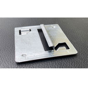 Clip de fixation dissimulé en acier inoxydable 304 pour revêtement mural en <span class=keywords><strong>PVC</strong></span>, facile à installer, pour panneau mural composite - Product Image 1