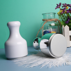 Piel giratoria de Metal personalizada Belleza Circulación sanguínea Masaje facial Refrigeración portátil Productos de masaje criogénico de hielo facial - Product Image 5