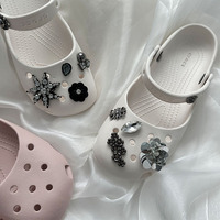 Clips de chaussures en alliage avec strass et cristaux pour la décoration de charms, accessoires de mode estivale