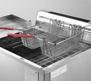 Friteuse électrique commerciale WOOSUNG en acier inoxydable 32L triphasée pour restaurant, restauration industrielle, cuisine - Product Image 5