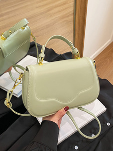 2025 hợp thời trang của phụ nữ Crossbody Vai Túi màu nâu sẫm vỏ sò với Polyester lót xách tay giản dị mùa xuân mới yên Túi - Product Image 5