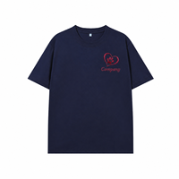 T-shirt personnalisé brodé avec empreinte de patte en forme de cœur et texte personnalisé pour les amoureux des animaux, cadeau et vêtement pour les propriétaires de chats