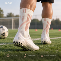 Chaussettes de football antidérapantes personnalisées en jacquard, crème, rose pâle, noir, avec motifs, pour terrain de football, ajustement sécurisé, production en gros, révision des illustrations, calibrage des tailles