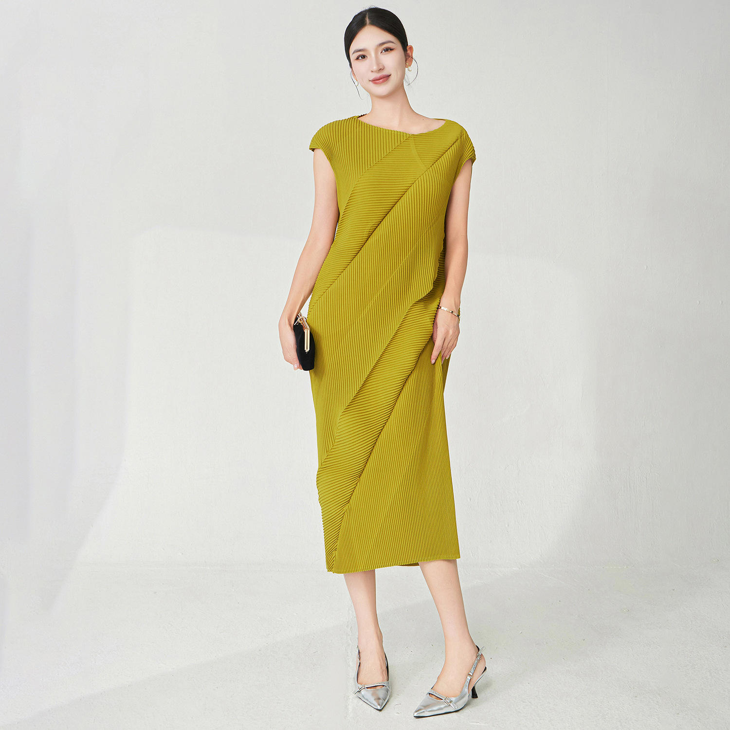 สีเหลือง