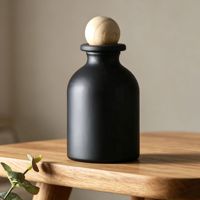 Nouvelle Arrivée 2026 – Bouteilles en Verre Cylindriques Vides Transparentes de 100 ml Couleur Thé avec Bouchon Bille en Bois pour Diffuseur de Parfum d'Ambiance