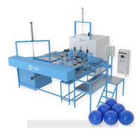 Machine de fabrication de balles de cricket en PVC, équipement de moulage rotatif automatique pour balles d'entraînement en plastique, fabricant