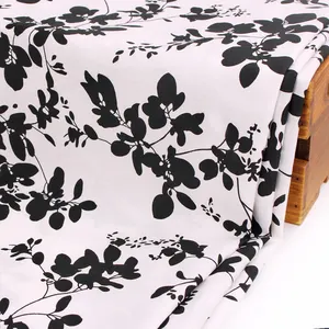 Bio Aucune Quantité Minimale De Commande Offre Spéciale 100% coton Popeline Tissu Noir Blanc Imprimé Floral Élégant Dame Robe Tissu Coton Doublure Tissu