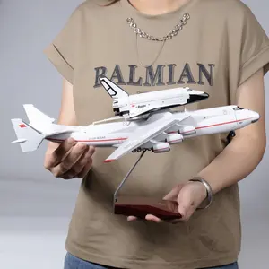Caliente nuevo regalo 1:200 42cm ANTONOV AN-225 Mriya y Buran escritorio resina avión modelo