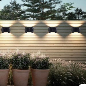 Lampe murale solaire en forme de coquillage, carrée, LED, étanche, à double tête, pour villa, cour et jardin - Product Image 1