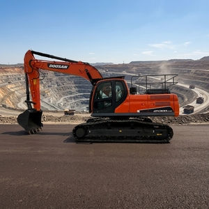 รถขุดดิน Doosan Dx300lc มือสอง อุปกรณ์หนัก เครื่องจักรงานดิน รถขุดตีนตะขาบ Doosan - Product Image 1