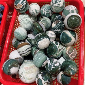 Esfera de Cuarzo Cristalino de <span class=keywords><strong>Jaspe</strong></span> Verde Unicornio Natural al por Mayor para Decoración - Product Image 2