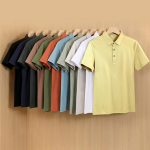 Bajo MOQ Polos personalizados con logotipo bordado Camisa de negocios de alta calidad Casual manga corta Unisex Piqué Polos - Product Image 1