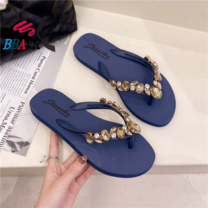 Wholesale Luxury Anti-Slip Women's Summer Flip Flops New Outdoor Beach Sandals PVC Chain Decoration Breathable <b>Slipper</b> Upper - Product Image 2